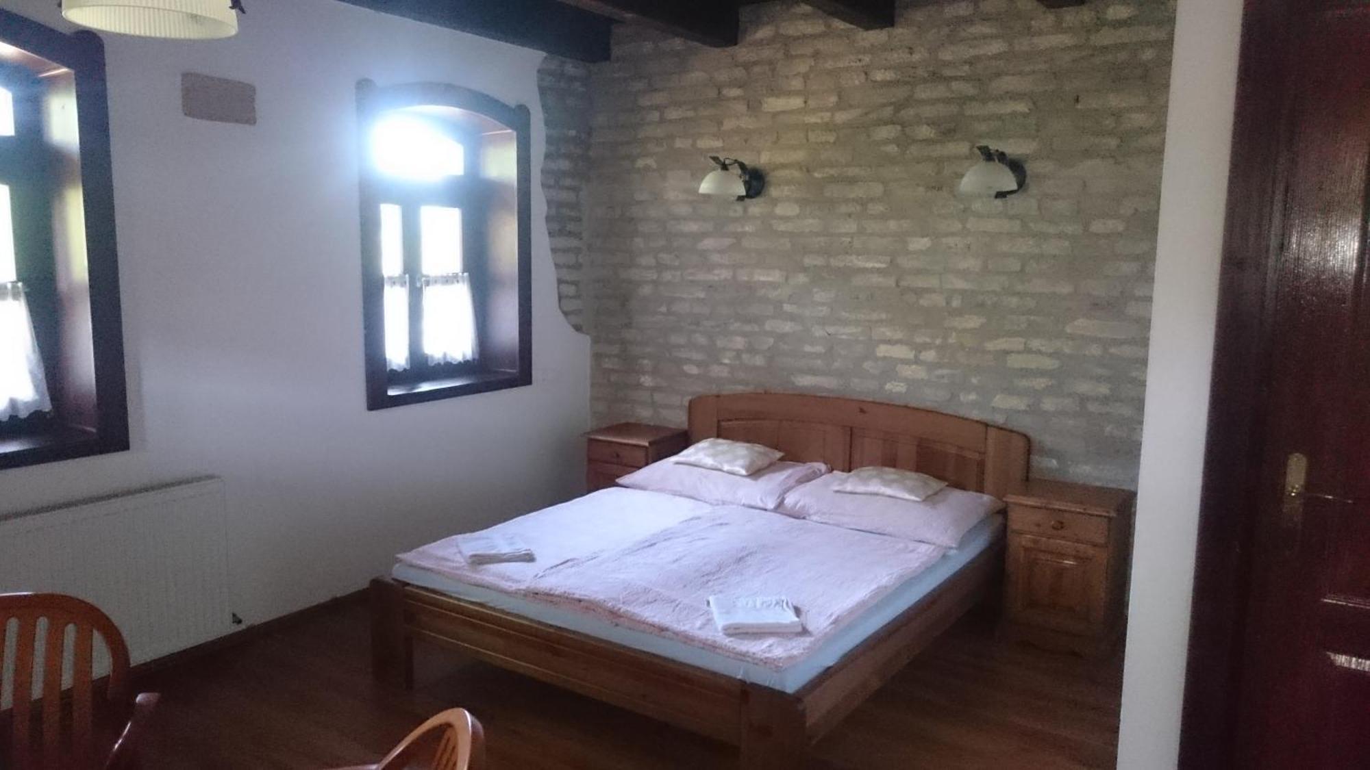 Hajoskert Vendeghaz Hotel Gonyu Phòng bức ảnh